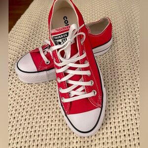 **SALE* Converse Chuck Taylor All Star Lift PLATFORM Sneakers Women's 7 37.5 NEW